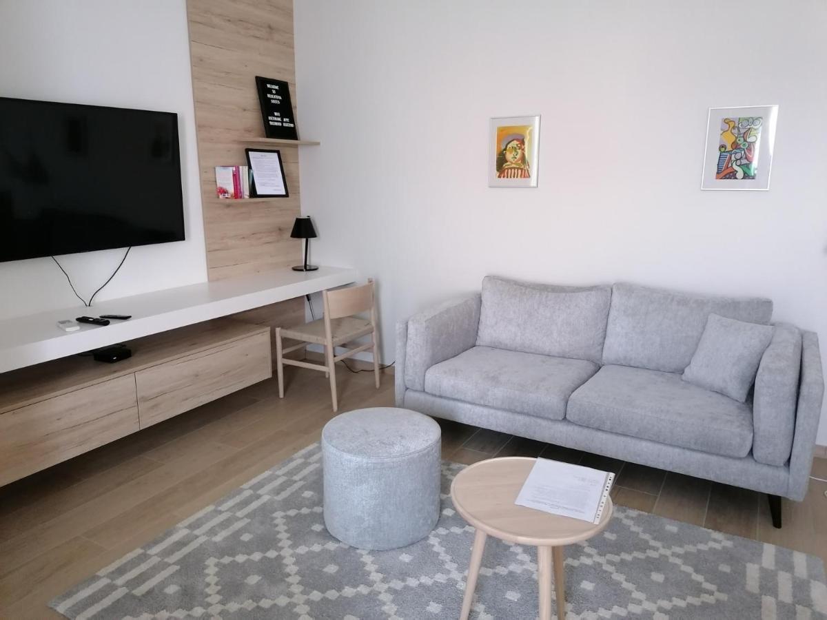 Regentova Suites Ljubljana Bagian luar foto