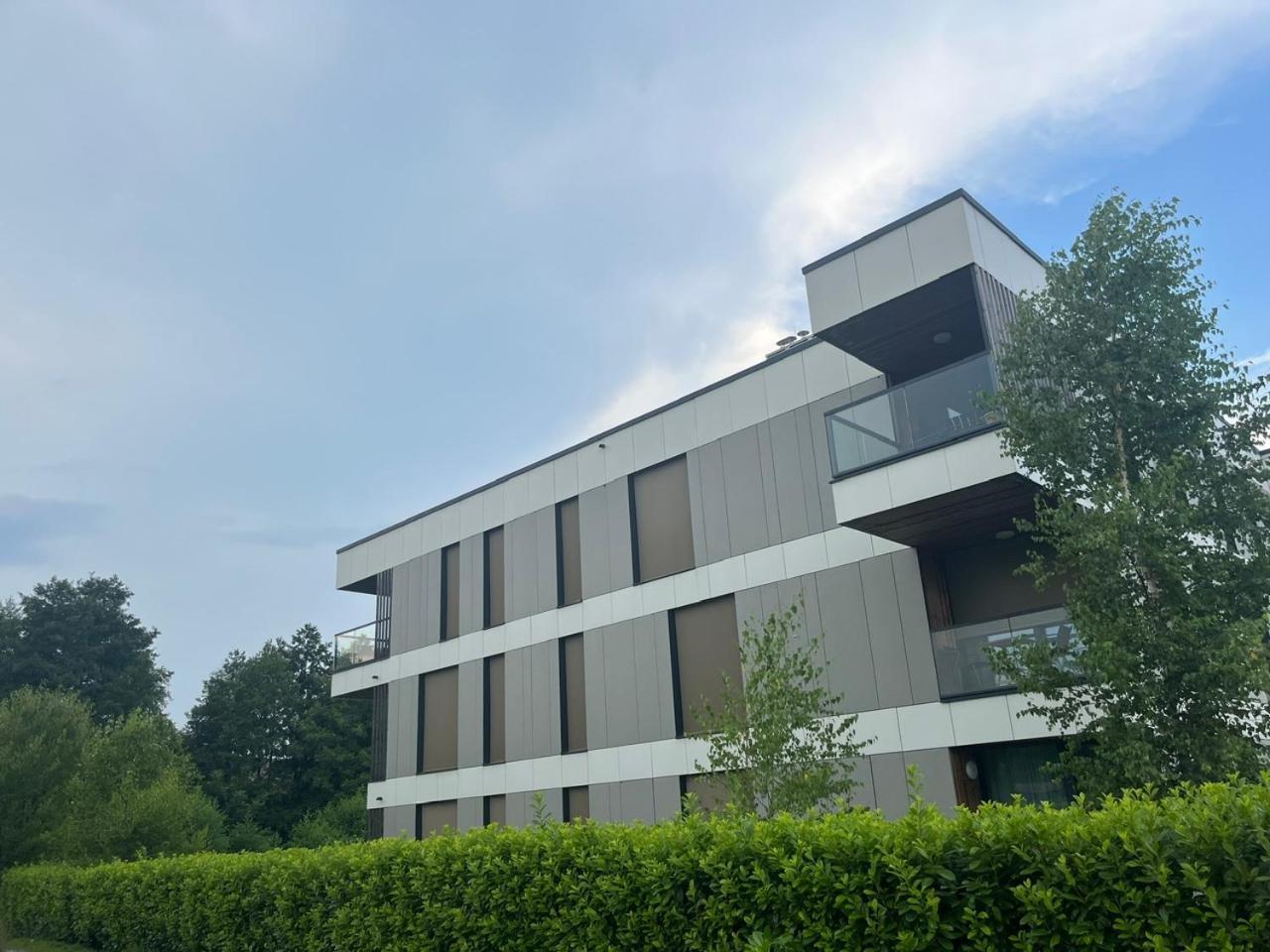 Regentova Suites Ljubljana Bagian luar foto