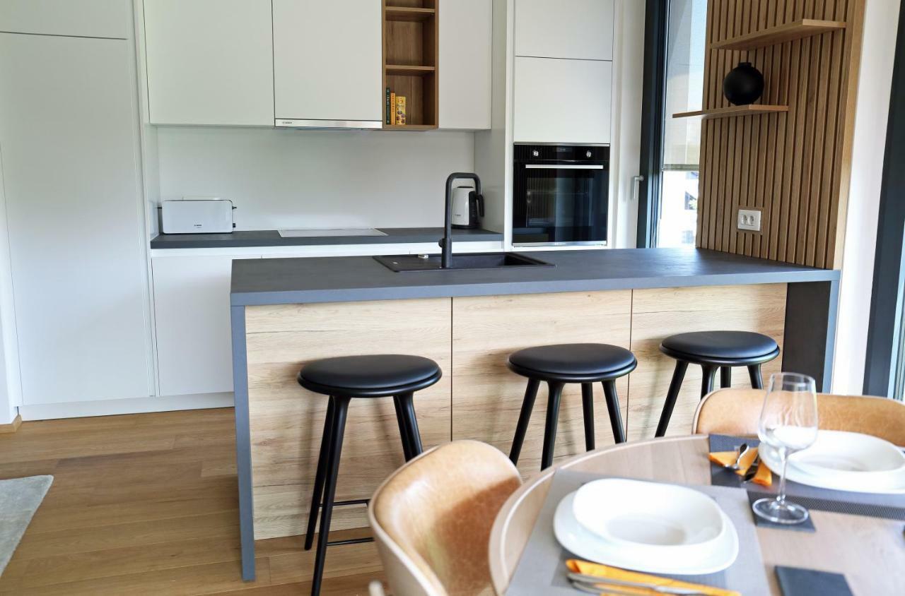 Regentova Suites Ljubljana Bagian luar foto