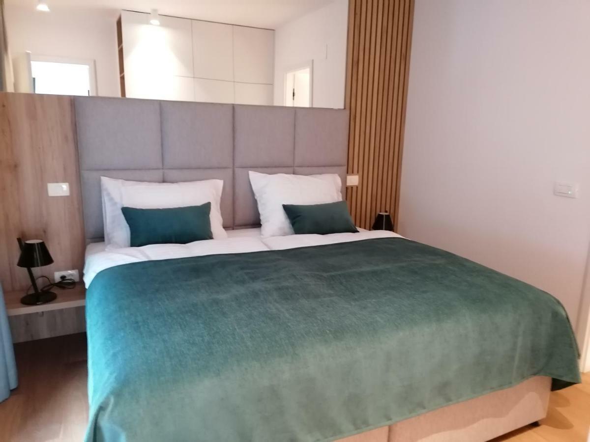 Regentova Suites Ljubljana Bagian luar foto