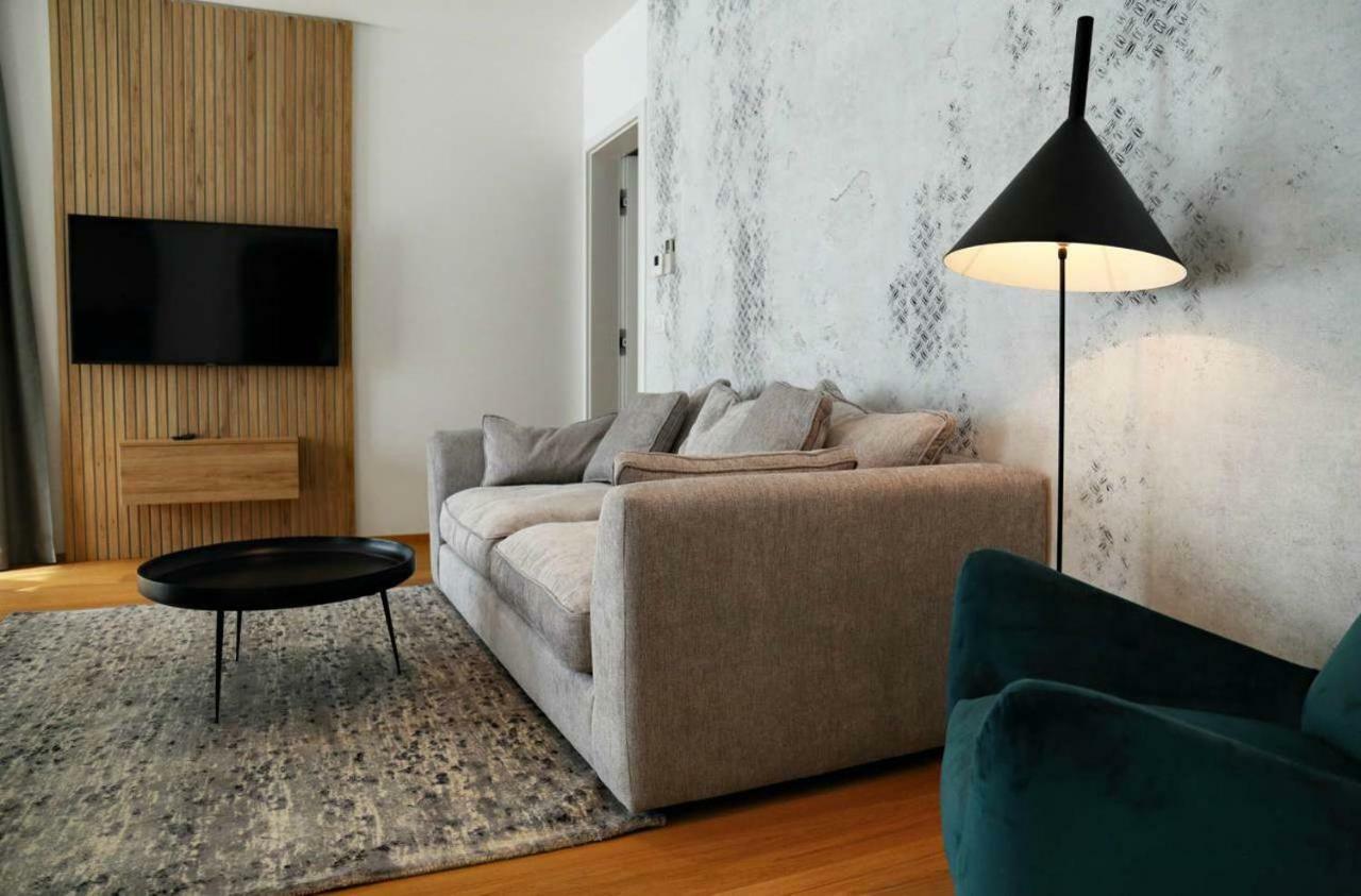 Regentova Suites Ljubljana Bagian luar foto