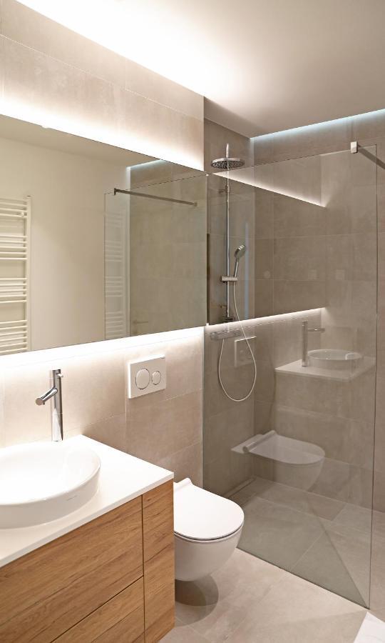 Regentova Suites Ljubljana Bagian luar foto